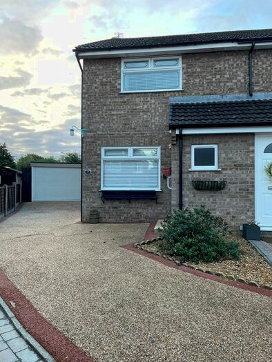 2 Bedroom Semi-Detached House To Rent In Chantry Close, Derby, DE3