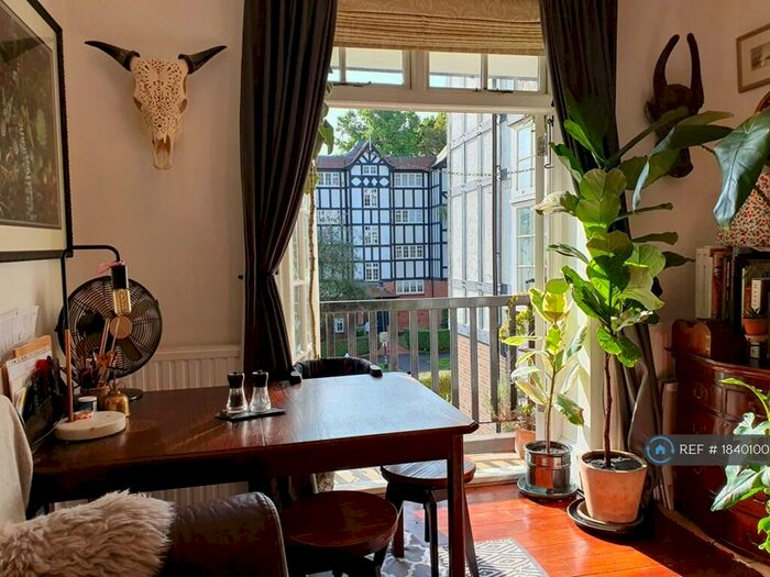 2 Bedroom Flat To Rent In Holly Lodge Mansions, London, N6