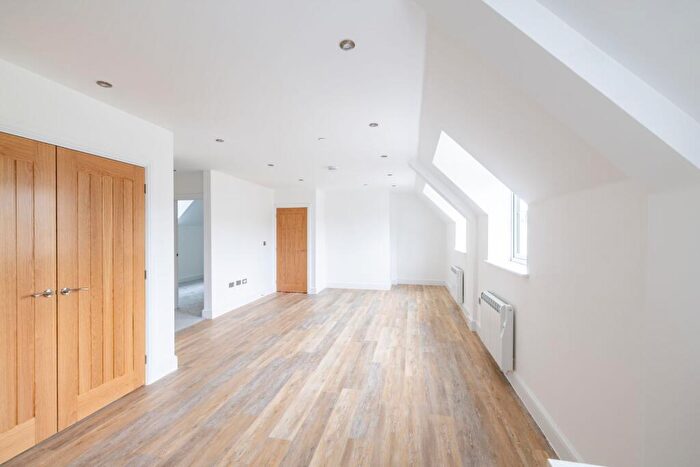 2 Bedroom Apartment To Rent In Brighton Road, Brighton Road, CR5
