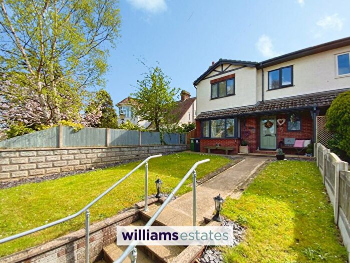 4 Bedroom Semi-Detached House For Sale In Princes Road, Rhuddlan, LL18