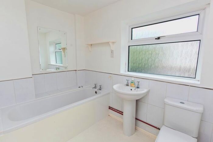 1 Bedroom Flat To Rent In Wesley Road, Southend-On-Sea SS1