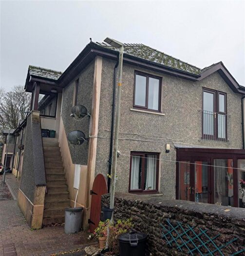 2 Bedroom Flat To Rent In Chapelfield Gardens, Narberth, SA67