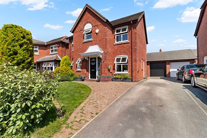 4 Bedroom Detached House For Sale In Kingsbury Close, Appleton, WA4