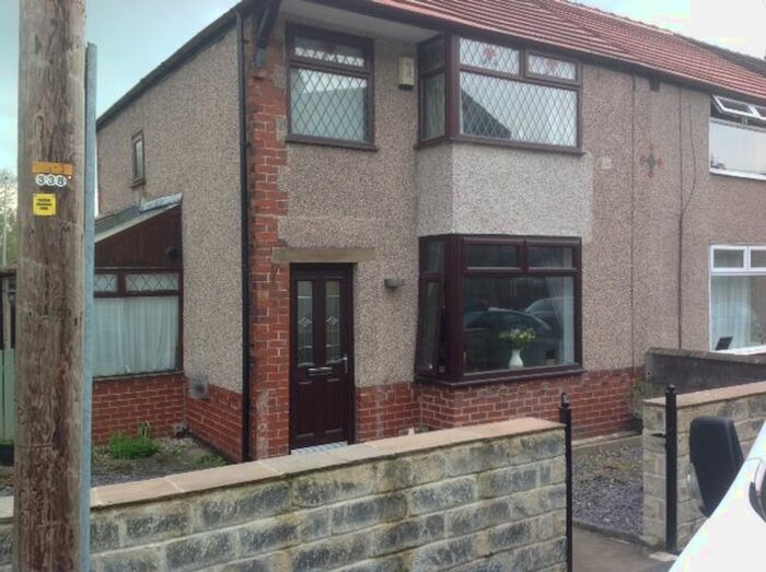 3 Bedroom Semi-Detached House To Rent In Staveley Road, Bingley, BD16
