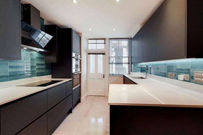 3 Bedroom Flat To Rent In Glentworth Street, Regent's Park, London, NW1