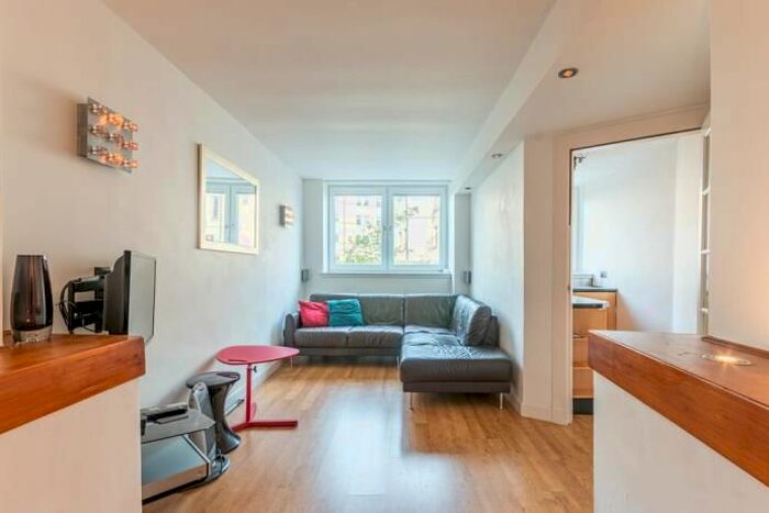 1 Bedroom Flat To Rent In Dean Bank Lane, Edinburgh, EH3