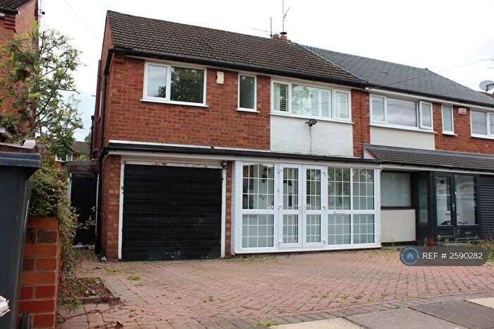 3 Bedroom Semi-Detached House To Rent In Elford Road, Birmingham, B17