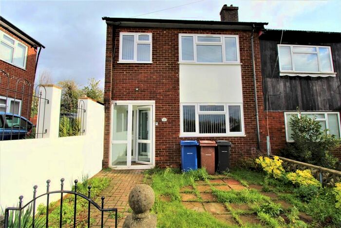 3 Bedroom Terraced House To Rent In South View Road, West Thurrock, Grays, RM20