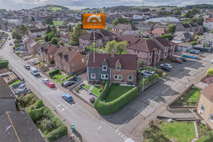 3 Bedroom Villa For Sale In Rae Street, Cowdenbeath, KY4