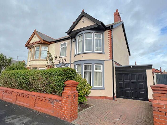 3 Bedroom Semi Detached House For Sale In Cornwall Avenue, Bispham, Blackpool, FY2
