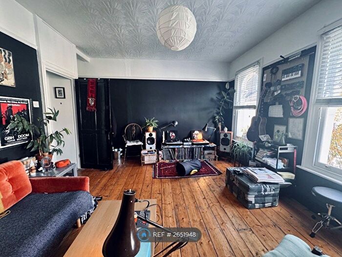 1 Bedroom Flat To Rent In Sunninghill Road, London, SE13