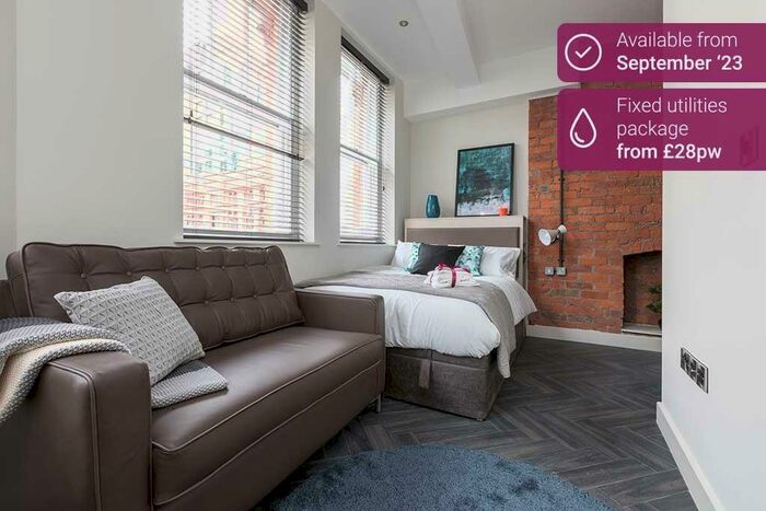 Apartment To Rent In King Street, Studio Apartment, M2