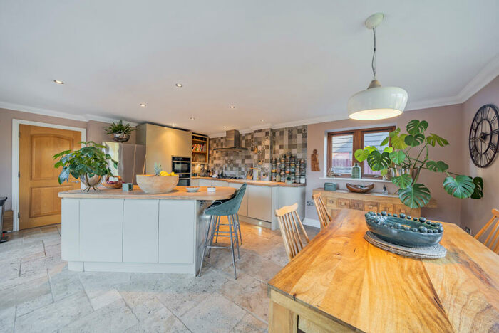 4 Bedroom Detached House For Sale In West Street, Sparsholt, Wantage, Oxfordshire, OX12