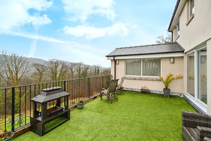 4 Bedroom Detached House For Sale In Graig Road, Godrergraig, Swansea, SA9