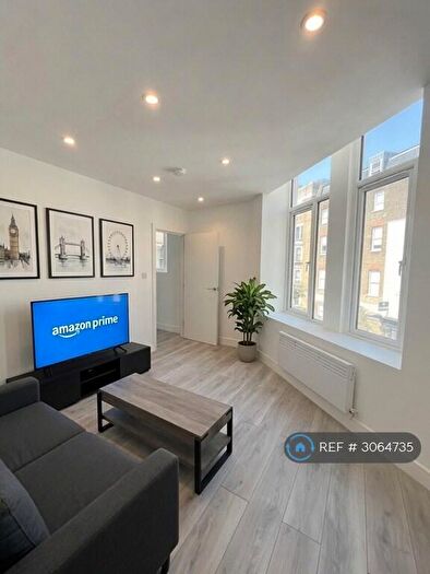 2 Bedroom Flat To Rent In Amhurst Road, London, E8
