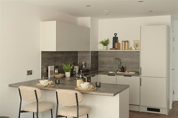 2 Bedroom Flat For Sale In Ariel House, Birmingham, B26