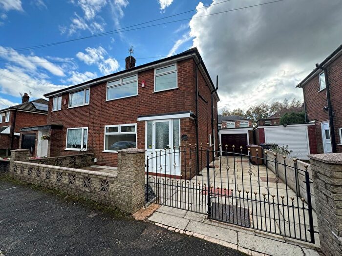 3 Bedroom Semi-Detached House To Rent In Manchester Road, Swinton, M27