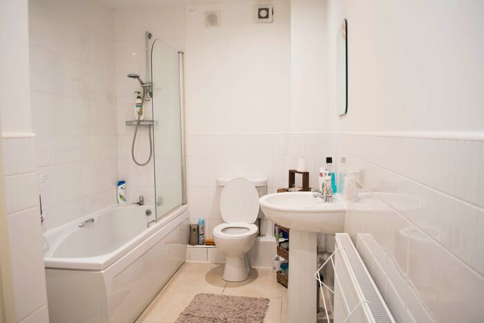 2 Bedroom Flat To Rent In Flat Erinalice Court, Lincoln, LN1