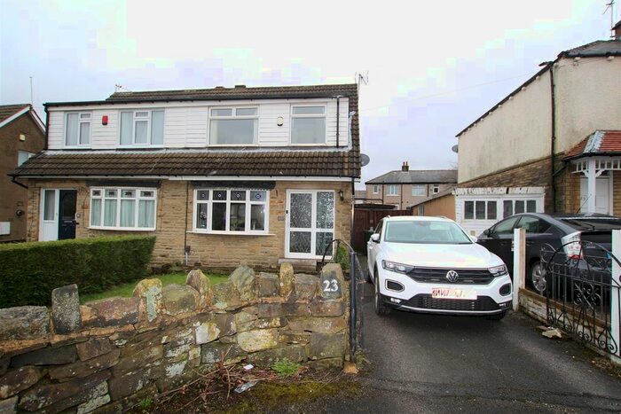 3 Bedroom Semi-Detached House To Rent In Poplar Road, Bradford, BD7