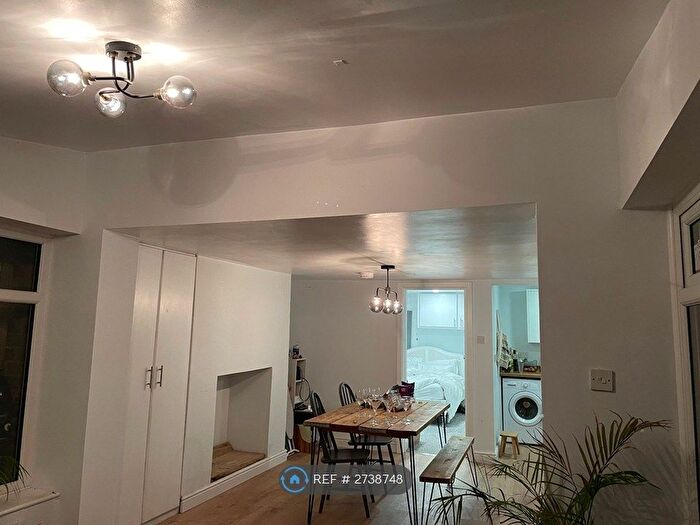 1 Bedroom Flat To Rent In Monks Road, Lincoln, LN2