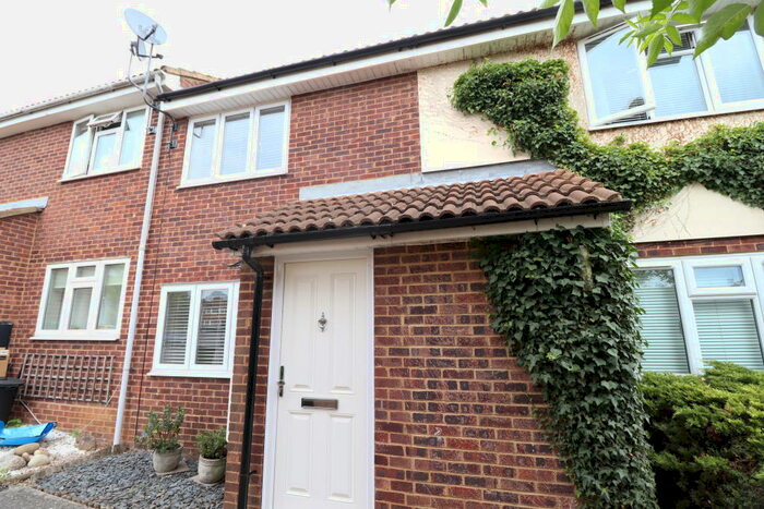 2 Bedroom House To Rent In Thriftwood - Hutton, CM13