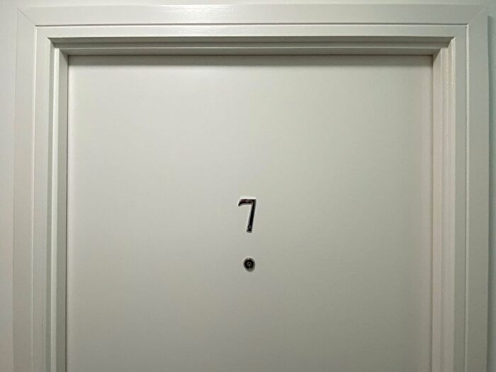 1 Bedroom Flat For Sale In Overstone Road, Northampton, NN1