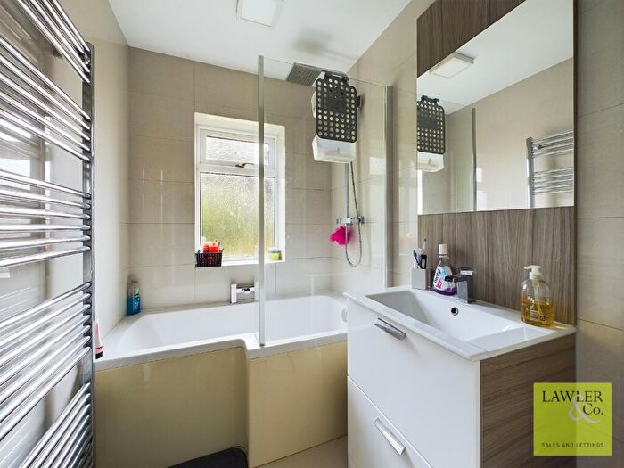 3 Bedroom Semi-Detached House For Sale In Windsor Drive, Bredbury, Stockport, Cheshire, SK6