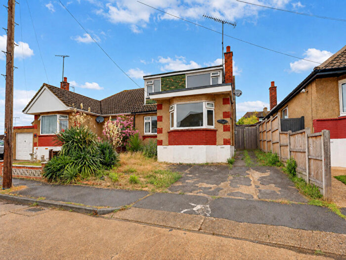 3 Bedroom Semi-Detached House For Sale In Walters Close, Leigh-on-Sea, SS9