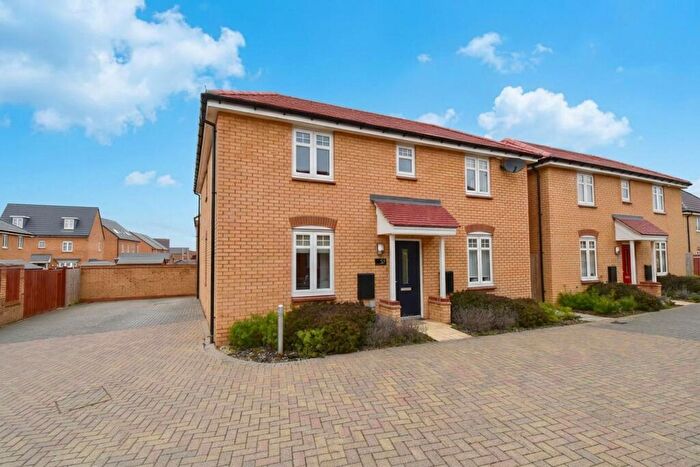 3 Bedroom Detached House For Sale In Crane Lane, Wixams, MK42