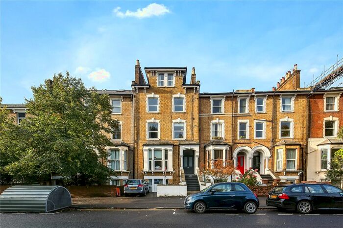 1 Bedroom Flat To Rent In Amhurst Road, Hackney, London, E8