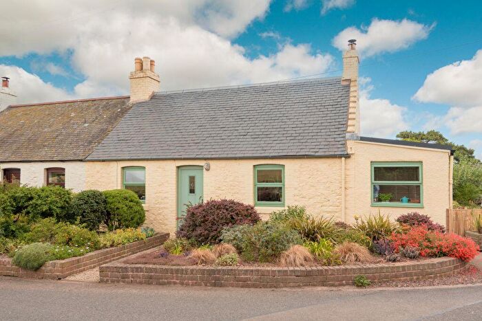 2 Bedroom Cottage For Sale In Skateraw Cottages, Dunbar, East Lothian, EH42