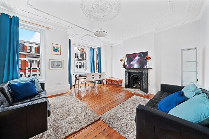 5 Bedroom Terraced House To Rent In Carysfort Road, Stoke Newington, N16