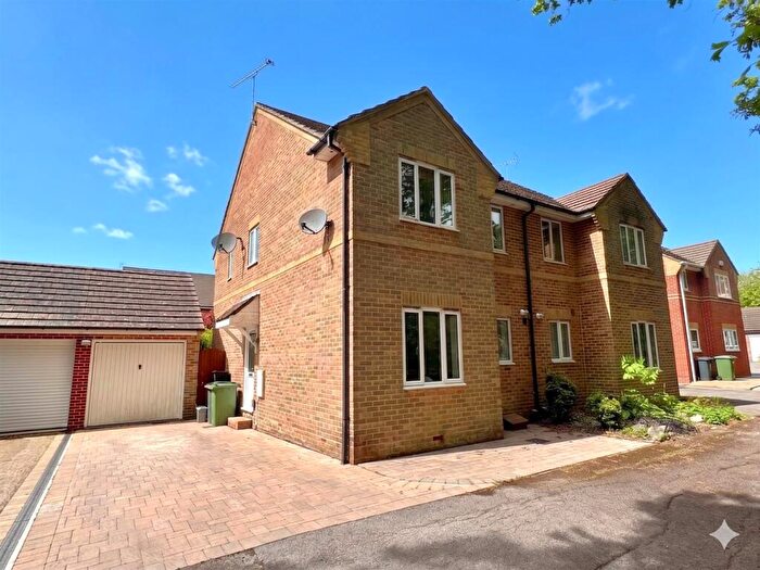 3 Bedroom Semi-Detached House For Sale In Caraway, Whiteley, PO15