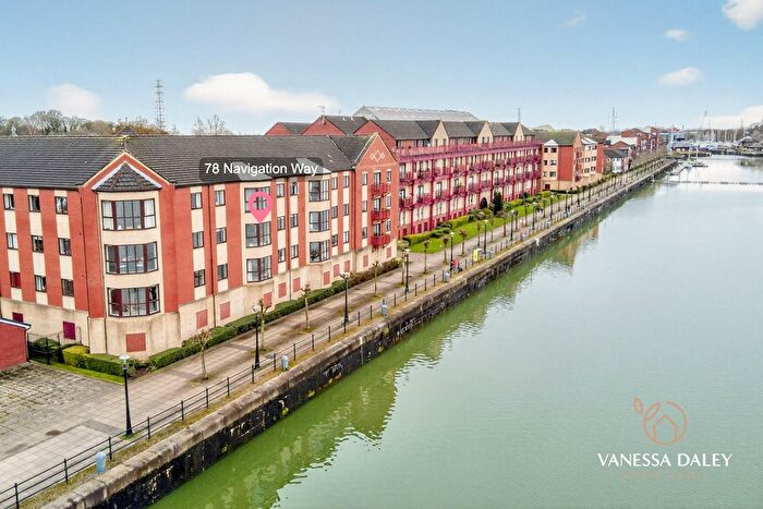 2 Bedroom Flat For Sale In Navigation Way, Preston, PR2