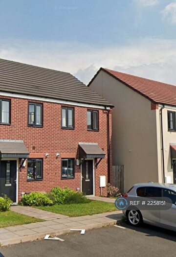 2 Bedroom Semi-Detached House To Rent In Granada Way, Leamington Spa, CV31