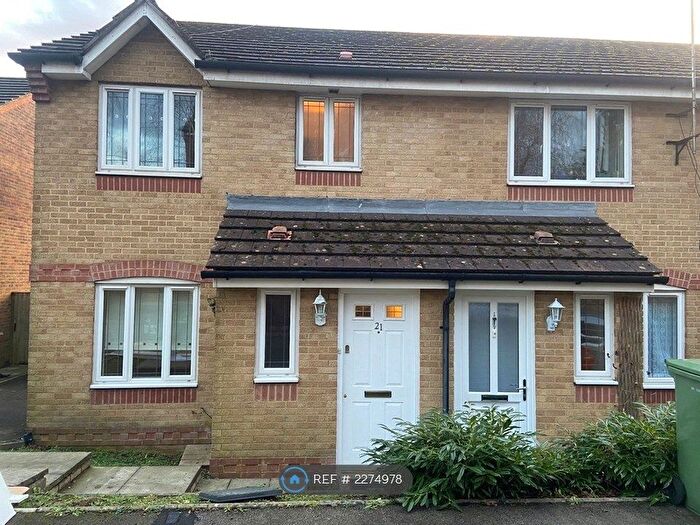 3 Bedroom End Terrace House To Rent In Y Cilffordd, Caerphilly, CF83