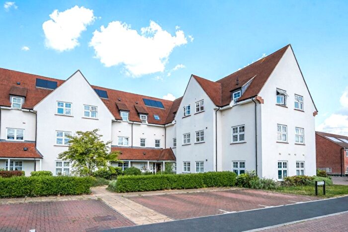 2 Bedroom Flat For Sale In George Court, Ashfield Drive, Letchworth Garden City, SG6