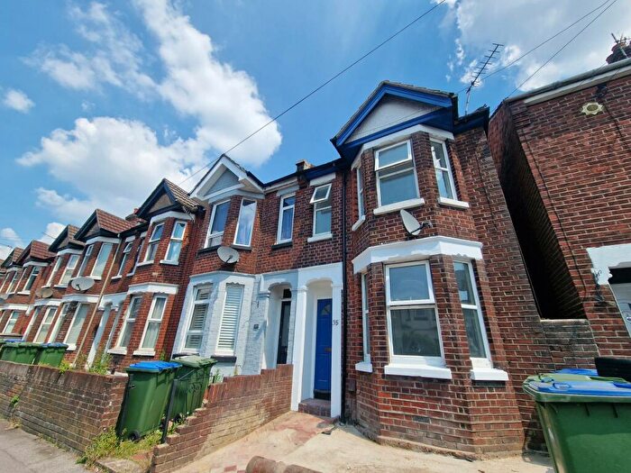 3 Bedroom Terraced House To Rent In Romsey Road, Southampton, SO16