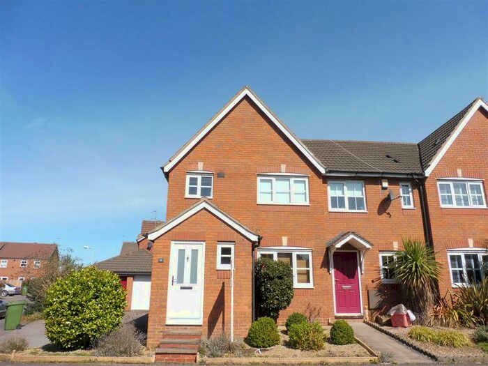 3 Bedroom End Of Terrace House To Rent In Plantagenet Park, Heathcote, Warwick, CV34