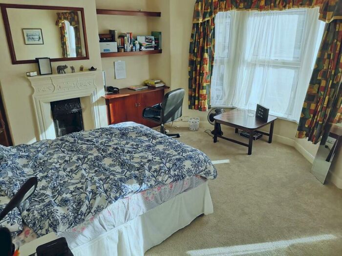 4 Bedroom House To Rent In Monthermer Road, Cathays, CF24