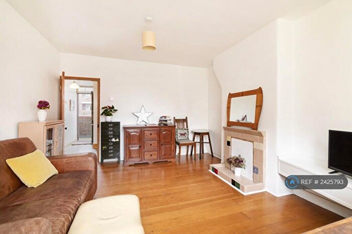1 Bedroom Flat To Rent In Ditton House, London, E5