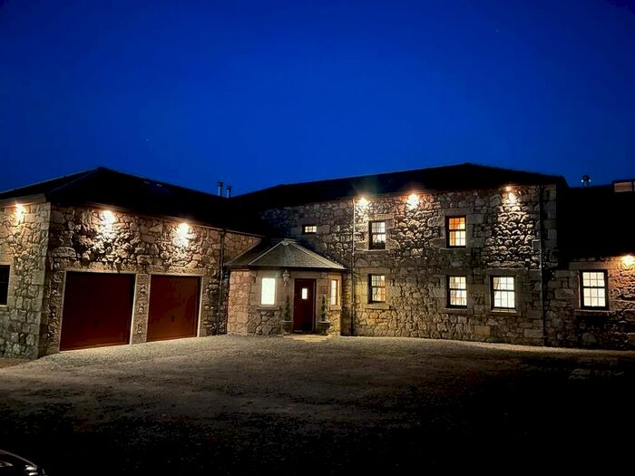 5 Bedroom Barn Conversion To Rent In Lennoxlea Farm, Lennoxtown, G66