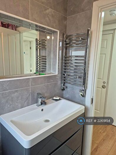 1 Bedroom Flat To Rent In Tamworth Lane, Mitcham, CR4