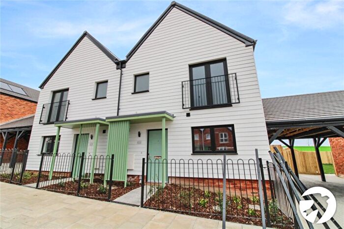 3 Bedroom Semi-Detached House To Rent In Colyer Drive, Alkerden, Ebbsfleet Valley, Swanscombe, DA10