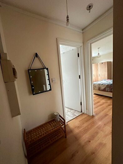 1 Bedroom Flat To Rent In Ingram Road, Thornton Heath, CR7