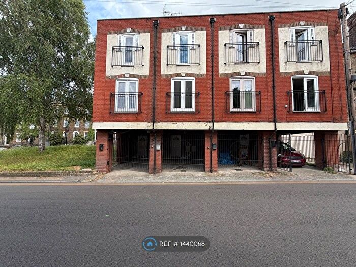 2 Bedroom Terraced House To Rent In Worcester Court, Rochester, ME1