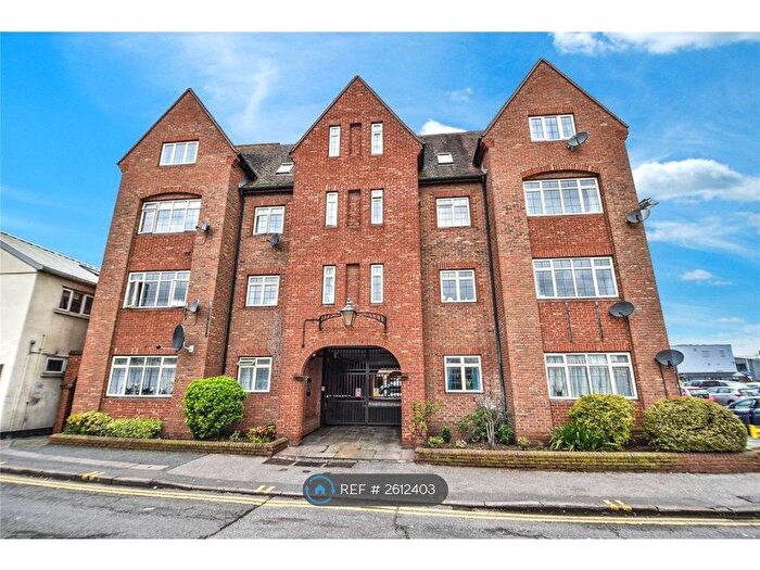 1 Bedroom Flat To Rent In The Cloisters, Dartford, DA1