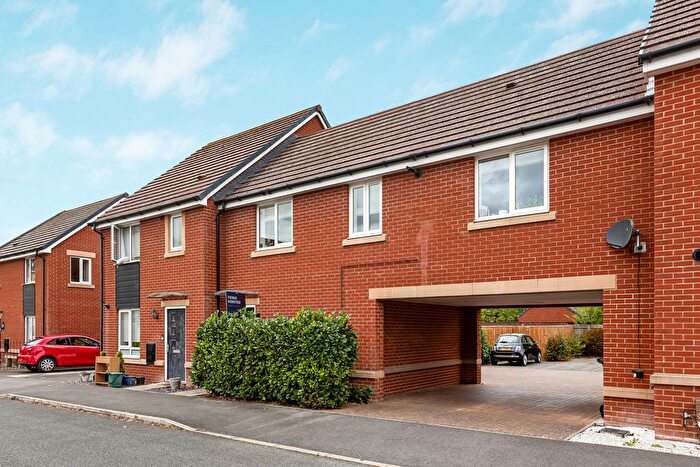 2 Bedroom Terraced House For Sale In Foxglove Way, Didcot, OX11