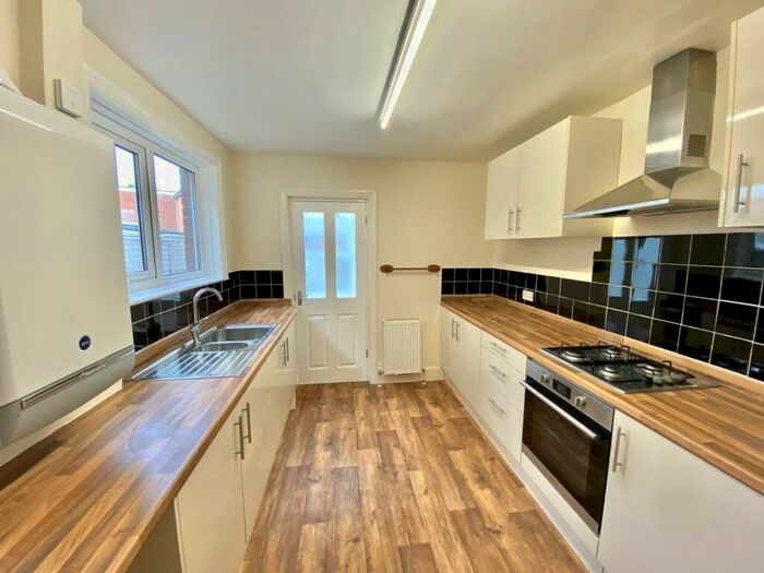 3 Bedroom Terraced House To Rent In Heavitree, Exeter, EX1