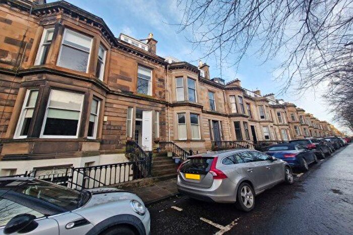 2 Bedroom Flat To Rent In Rosslyn Terrace, Glasgow, G12